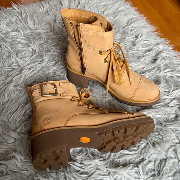 NEW Timberland Women’s Zip Up Boot with Buckle - Picture 1 of 9